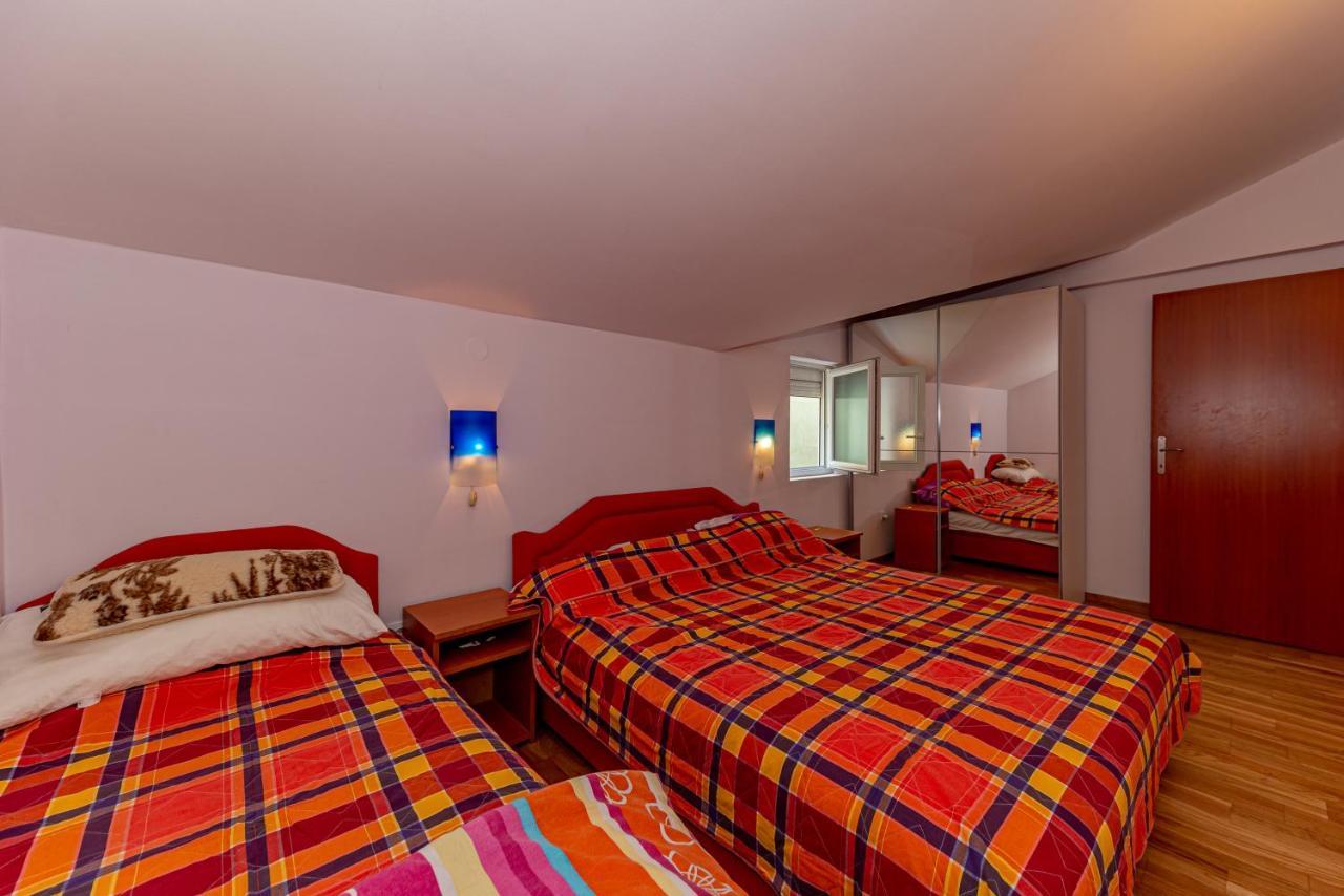 Apartment Knezevic Petrovac Eksteriør billede