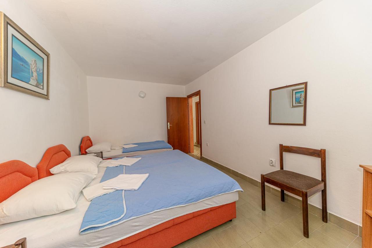 Apartment Knezevic Petrovac Eksteriør billede