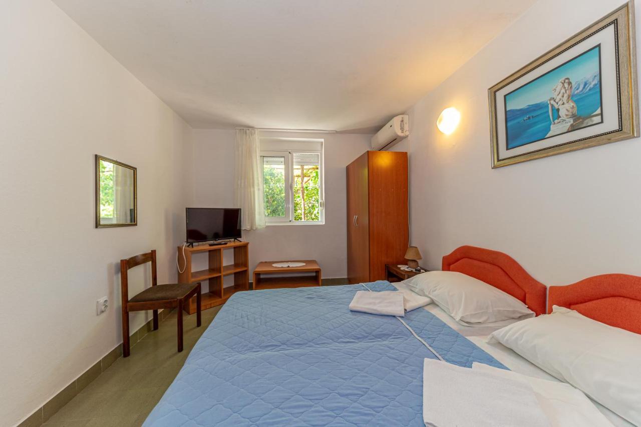 Apartment Knezevic Petrovac Eksteriør billede