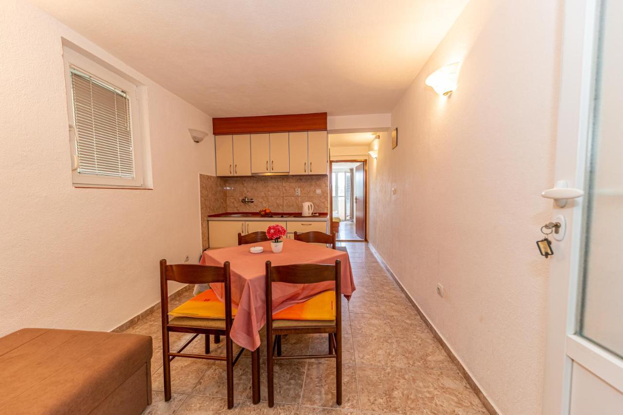 Apartment Knezevic Petrovac Eksteriør billede