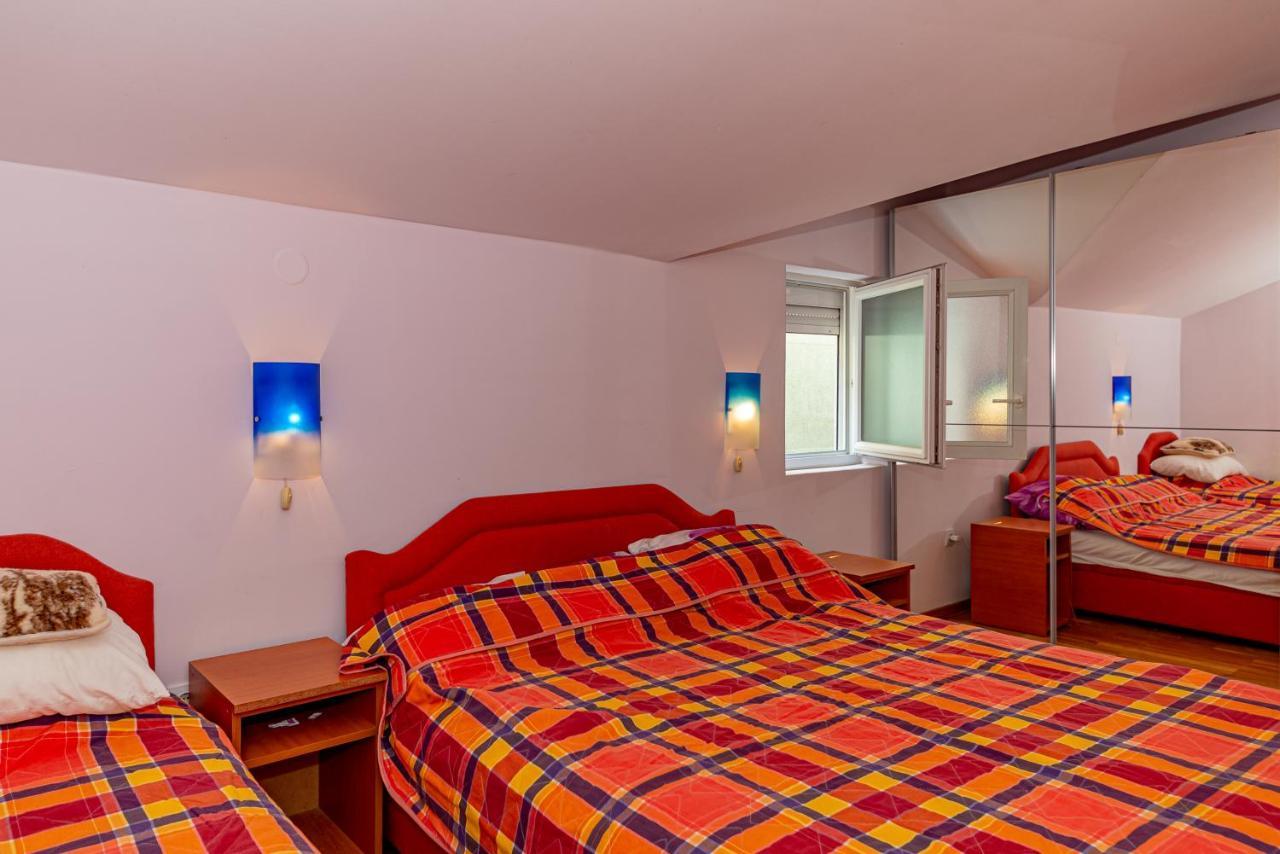 Apartment Knezevic Petrovac Eksteriør billede