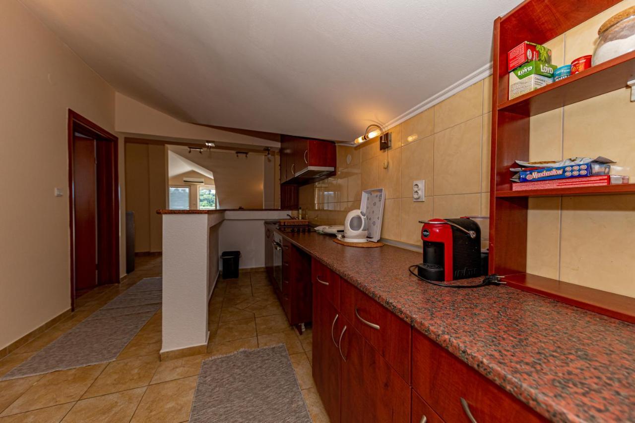 Apartment Knezevic Petrovac Eksteriør billede