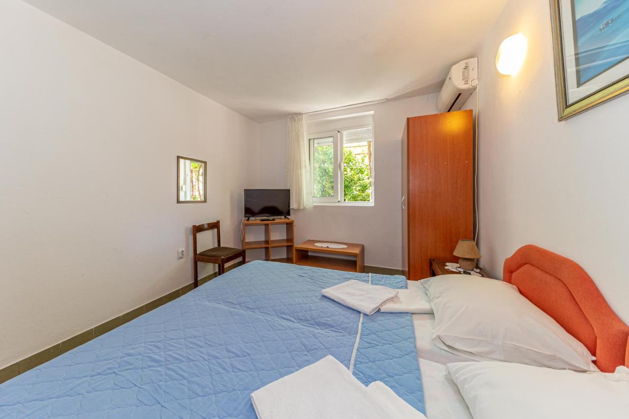 Apartment Knezevic Petrovac Eksteriør billede